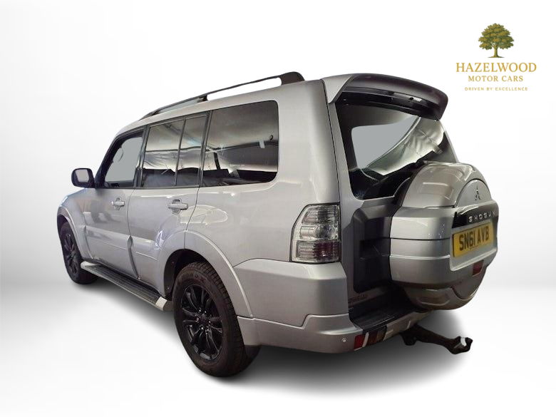 Mitsubishi Shogun 3.2 DI-DC SG3 SUV 5dr Diesel Auto 4WD Euro 5 LWB (197 ps)