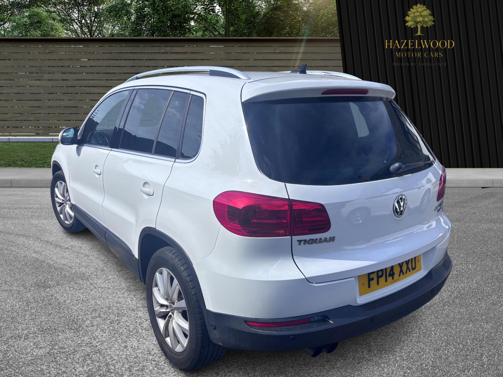 Volkswagen Tiguan 2.0 TDI BlueMotion Tech Match SUV 5dr Diesel Manual 2WD Euro 5 (s/s) (140 ps)